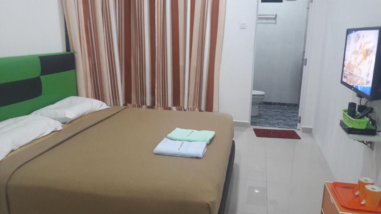 Dlayaran Villa Guest House Kuala Rompin Eksteriør billede
